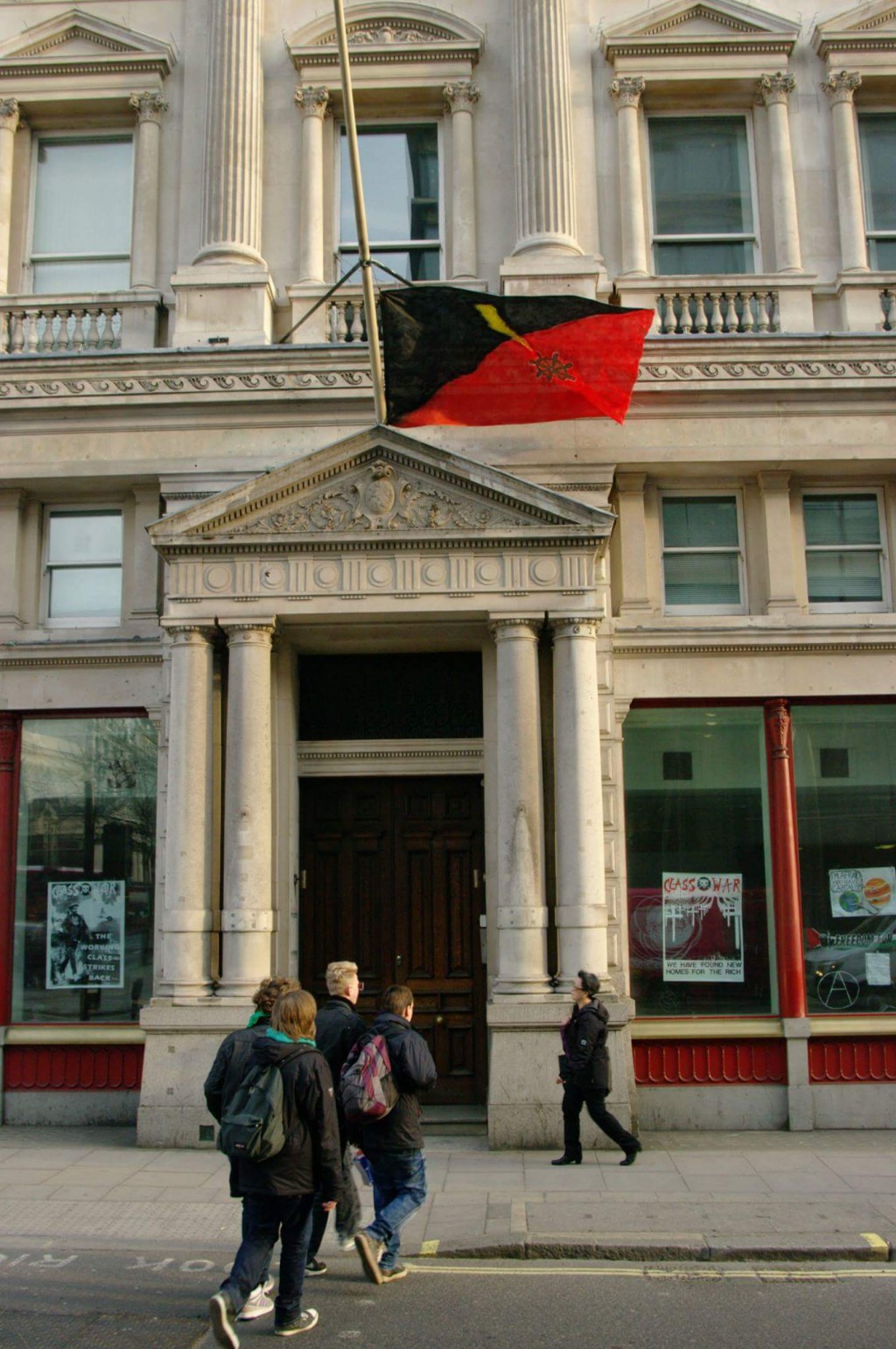 tmp_29745-FB_IMG_14263461105341702827055